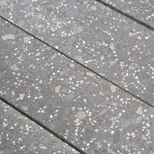 Тротуарная плитка Готика Granite Ильменит